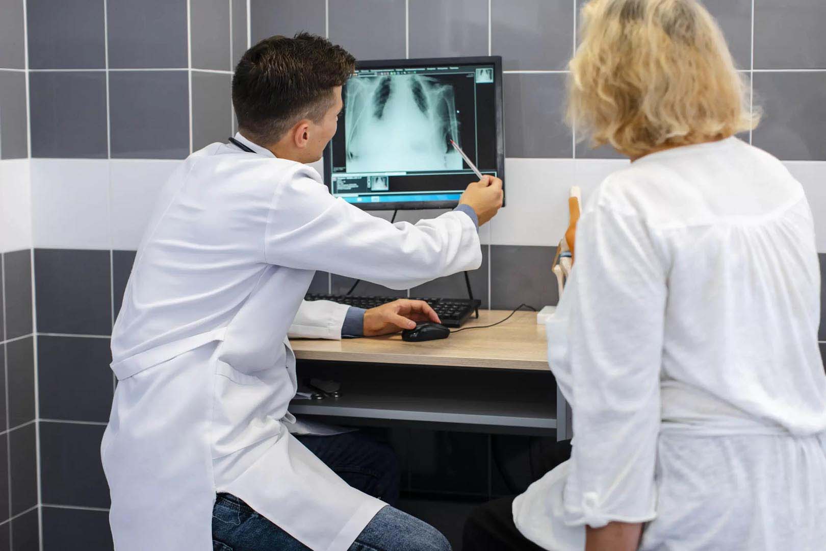 Csípőröntgen Debrecenben? A Medilum Egészségközpontban akár már holnap elvégezzük a vizsgálatot. Csípőröntgen Debrecenben? A Medilum Egészségközpontban akár már holnap elvégezzük a vizsgálatot.