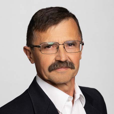 Dr. Ujhelyi László